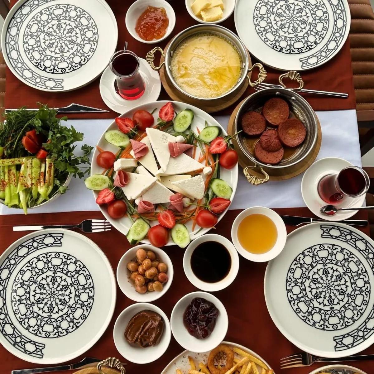 Ayatoure Hotel Bulancak Екстериор снимка